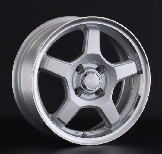 Диски LS wheels LS 816 7.5 х 17 5*114,3 Et: 45 Dia: 73.1 серебро с полированным ободом