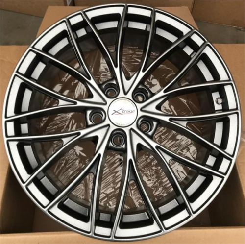 Диски X'trike X-130 7.5 х 18 5*114,3 Et: 50 Dia: 67.1 серый